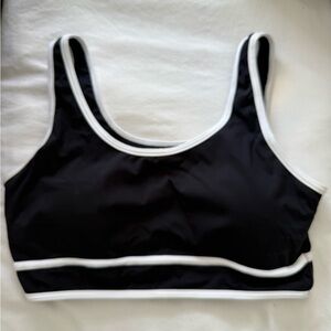 Black and White Women's Sports Bra